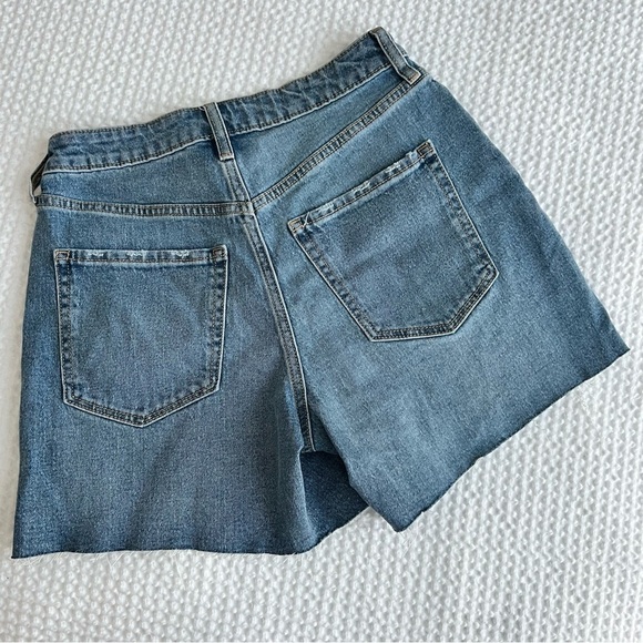 Old Navy High-Rise Curvy OG Straight Cutoff Shorts Lila Blue Size 4 Festival - Picture 6 of 10